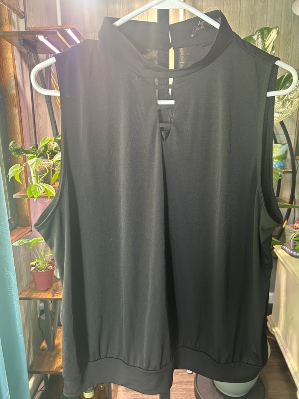 New Shiela Rose Tank Top